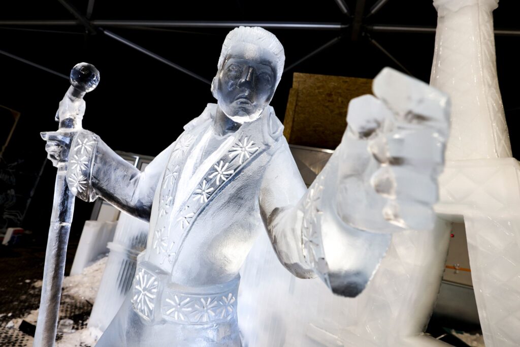 Eis- und Schneeskulpturen-Ausstellung