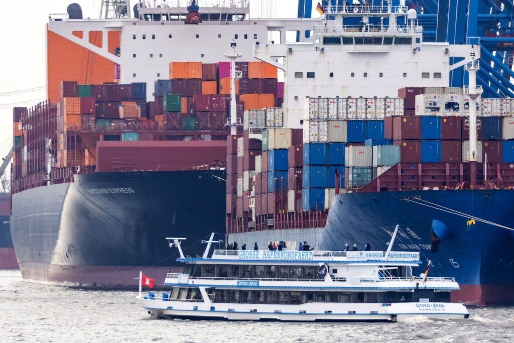 Containerschiffe im Hamburger Hafen