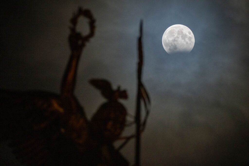 Partielle Mondfinsternis - Berlin