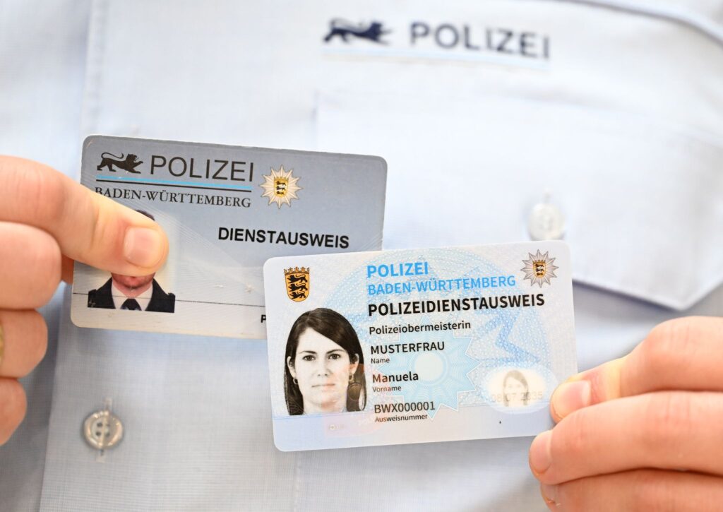 Neue Dienstausweise der Polizei in Baden-Württemberg