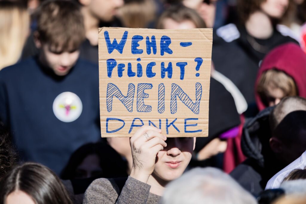 Bundesweiter Schulstreik gegen Wehrpflicht - Berlin