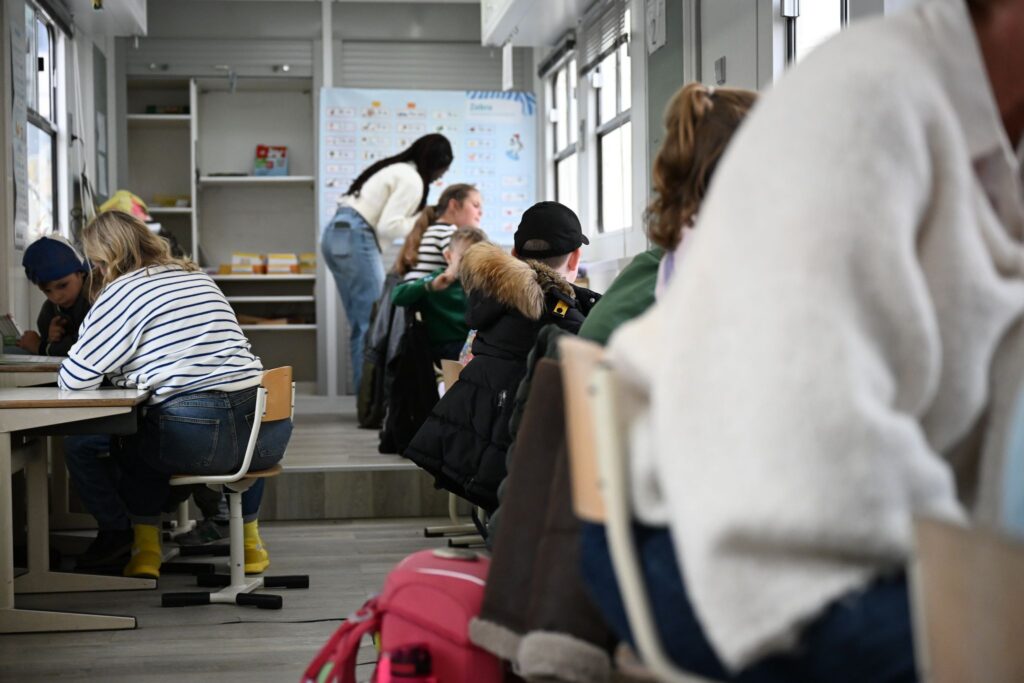 Domschule: Lernen zwischen Achterbahn und Lebkuchenherzen