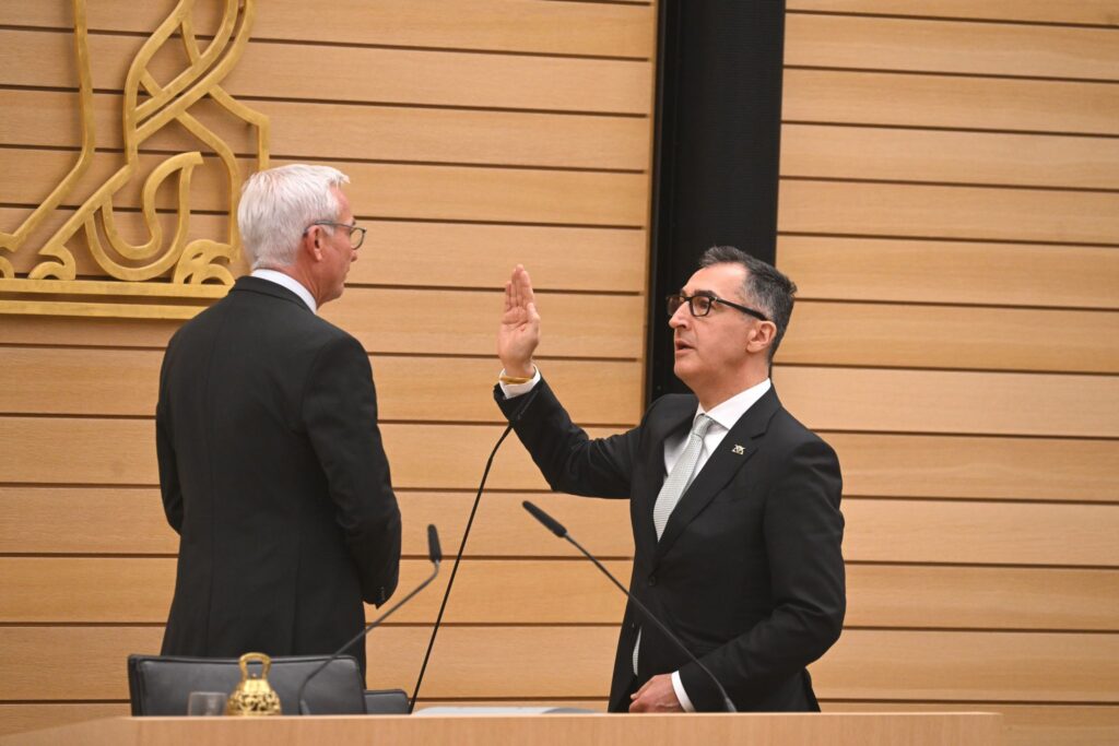 Özdemir wird Ministerpräsident von Baden-Württemberg