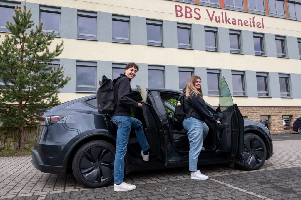 Warum selbstfahrende Taxis in der Eifel unterwegs sind