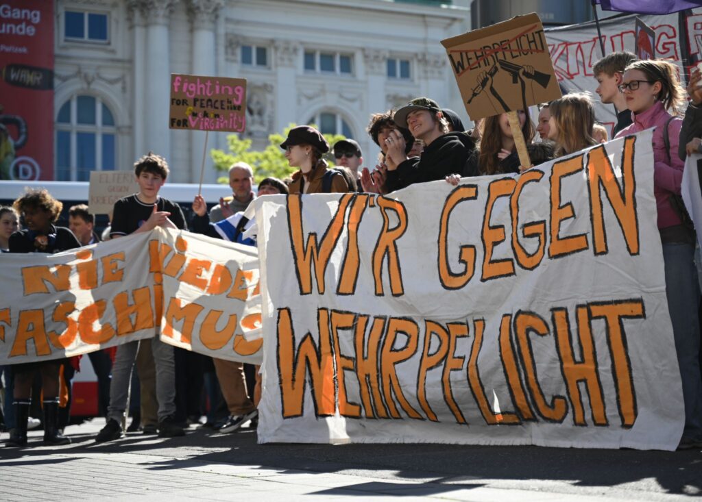 Schulstreik gegen Wehrpflicht - Hamburg