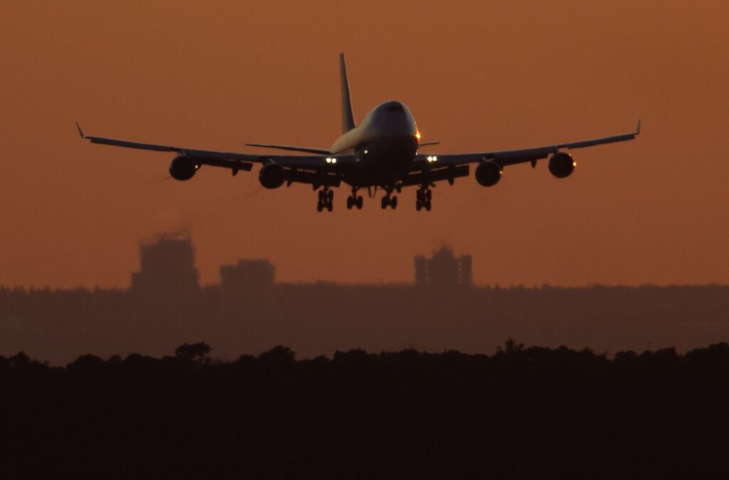 Flughafen in der Abendsonne