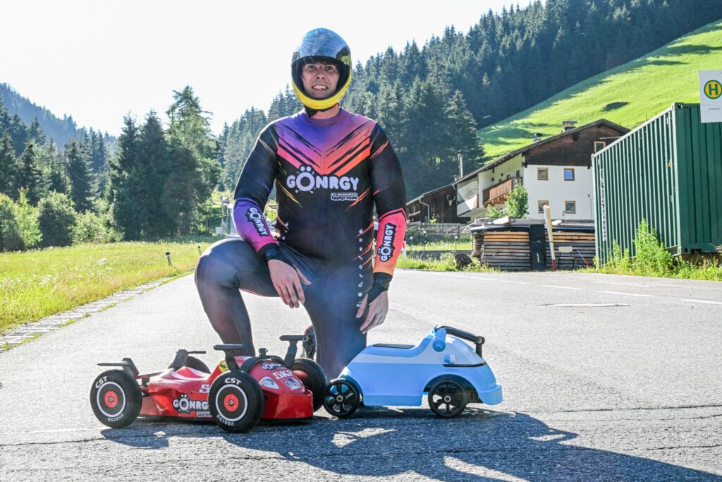 Tempo-Rekord mit Bobby-Car