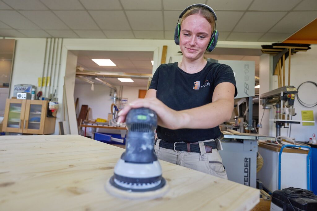 Ausbildung zur Tischlerin - Leonie Bothe