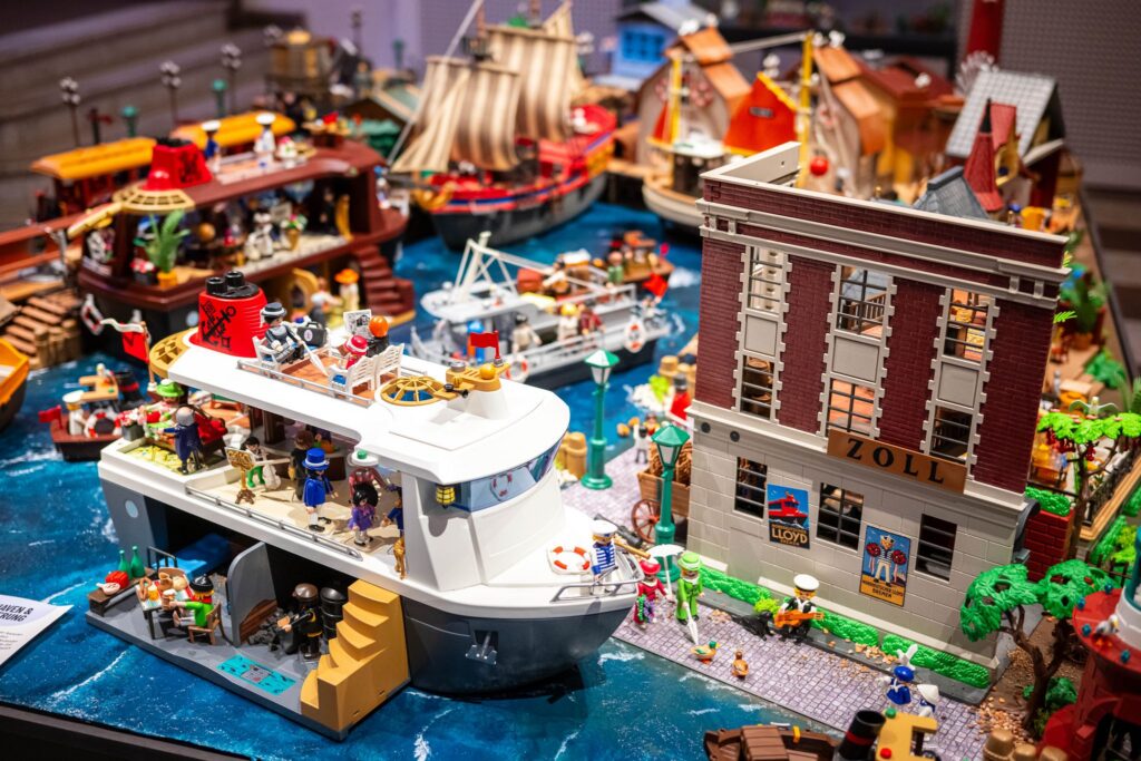Playmobilfiguren erzählen Bremer Stadtgeschichte